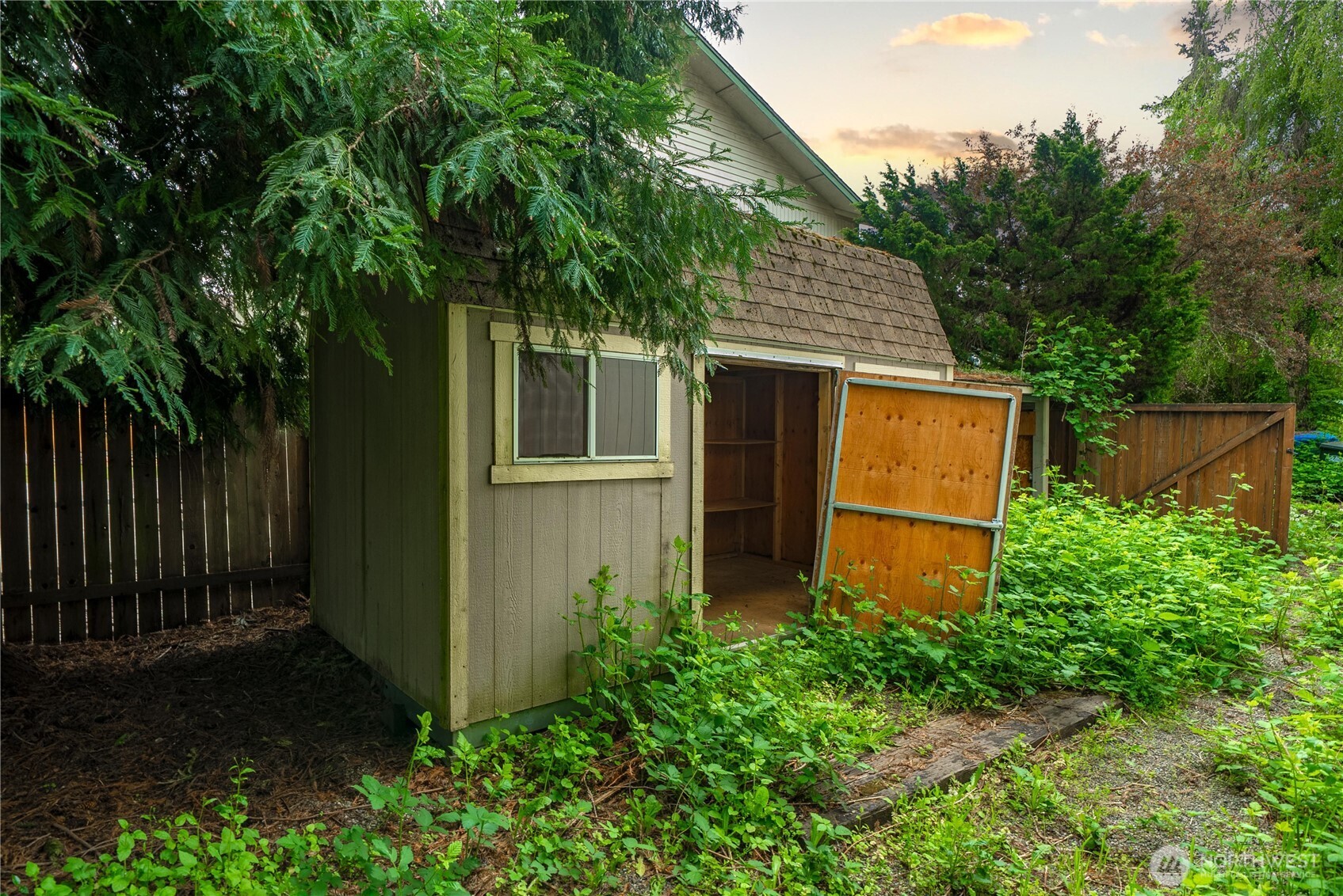 1911 154th Street Ct E, Tacoma, WA 98445