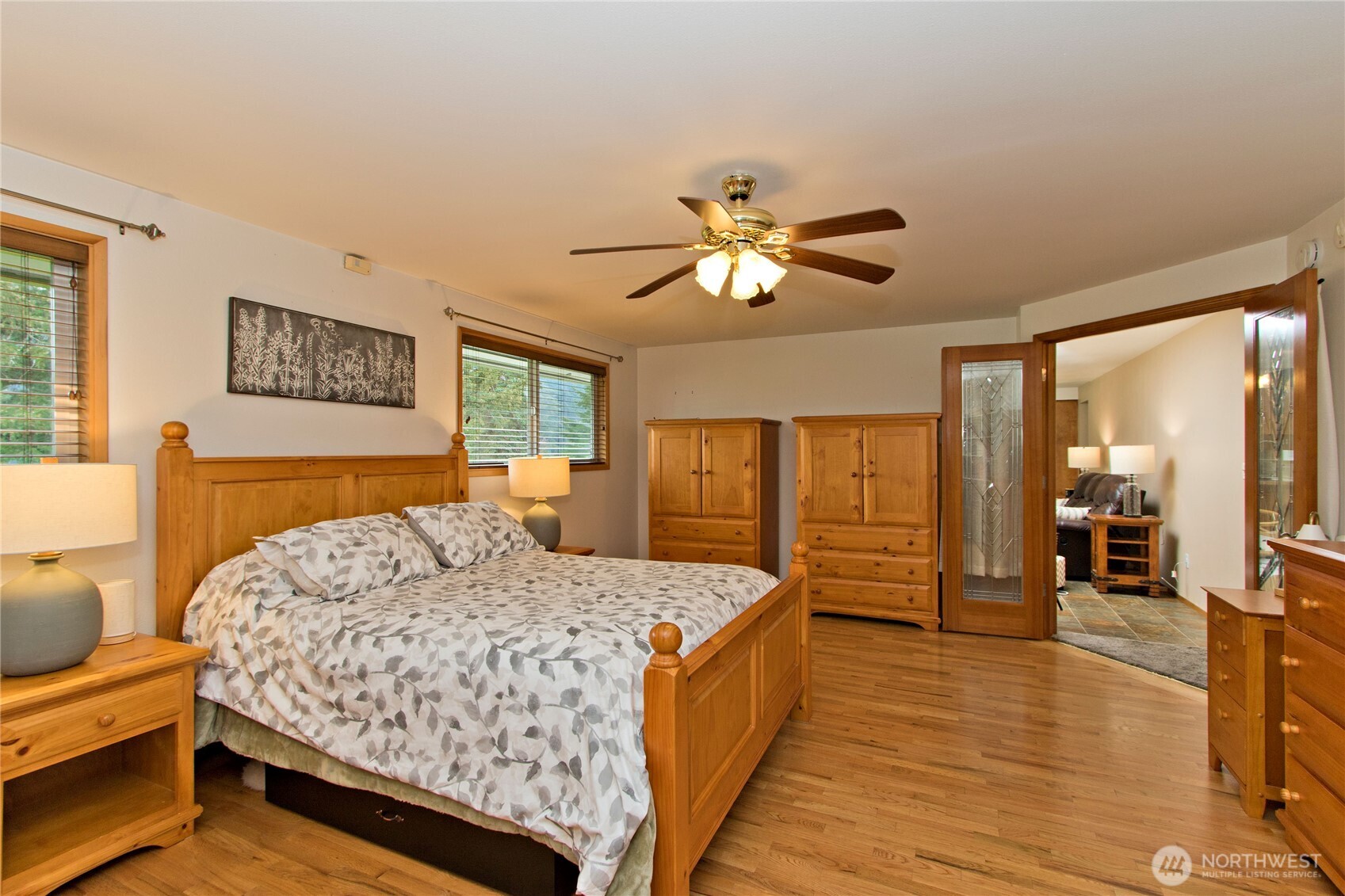 25040 180th Avenue SE, Kent, WA 98042