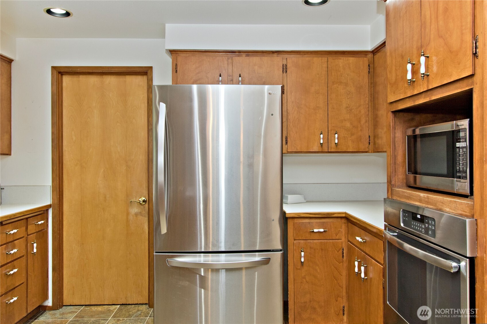 25040 180th Avenue SE, Kent, WA 98042