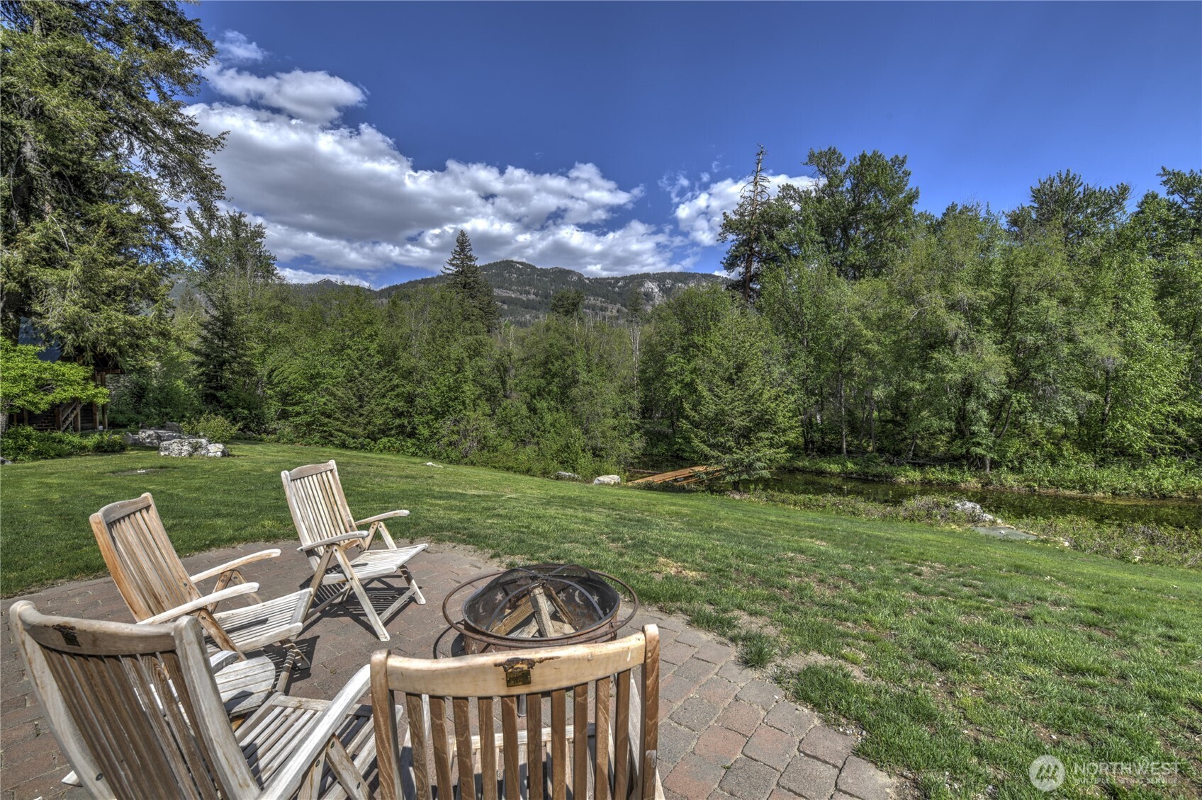 19 A and B Two Rivers Road , Mazama, WA 98833