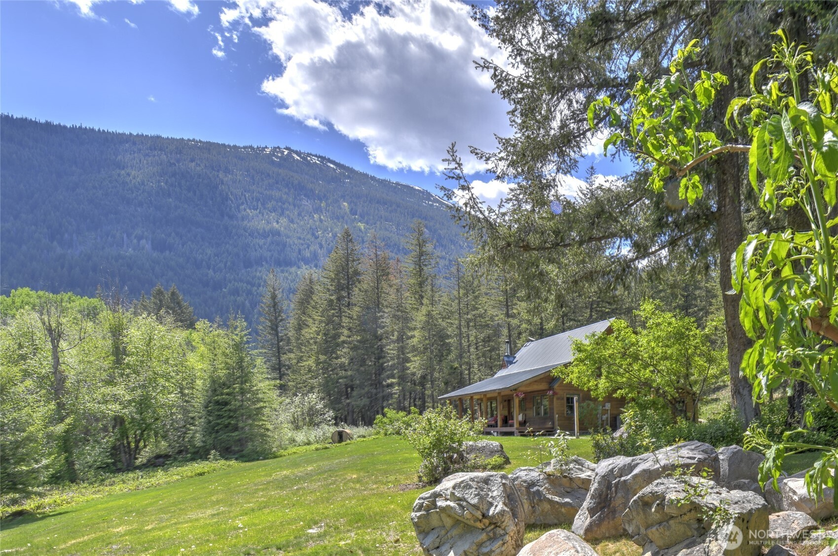 19 A and B Two Rivers Road , Mazama, WA 98833