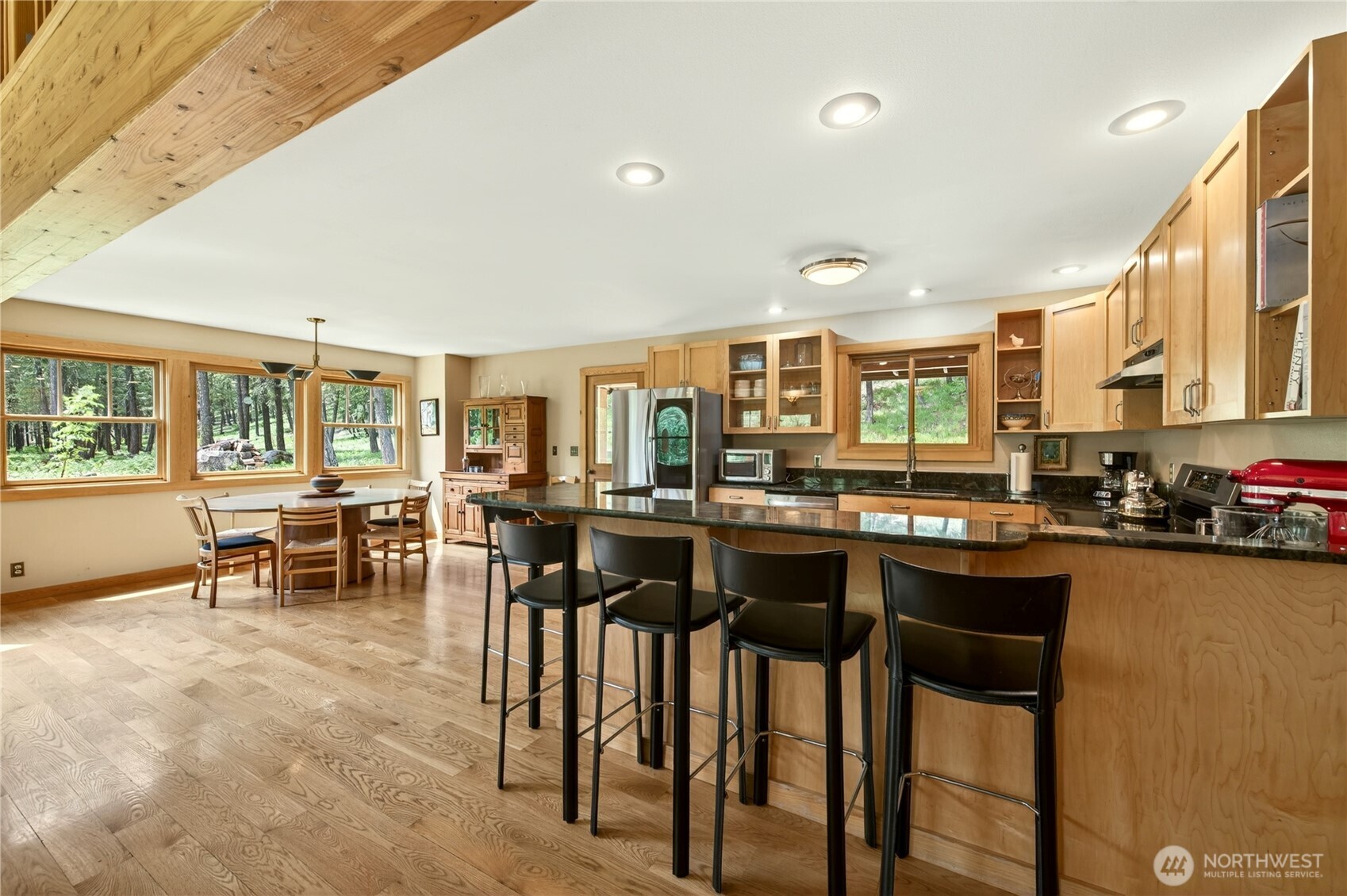 19 A and B Two Rivers Road , Mazama, WA 98833