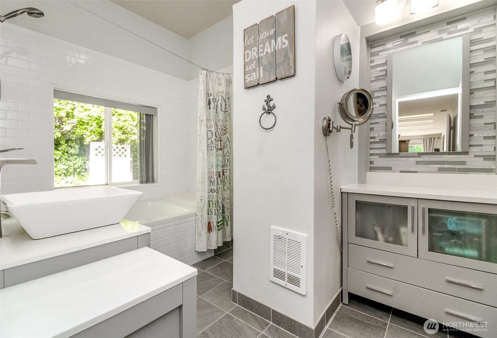 4501 S 372nd Pl , Auburn, WA 98001
