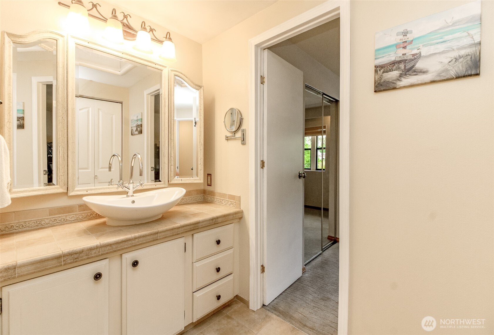 4501 S 372nd Pl , Auburn, WA 98001