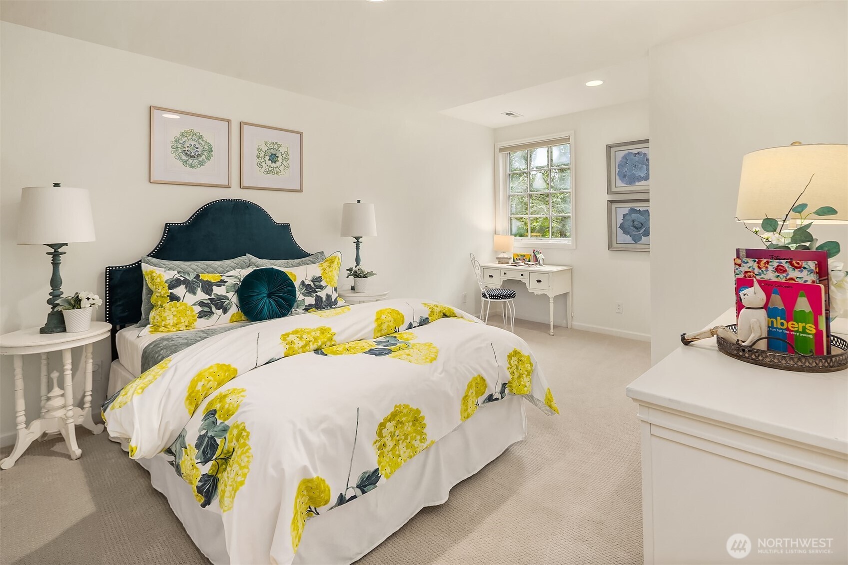 26207 NE 34th Street , Redmond, WA 98053