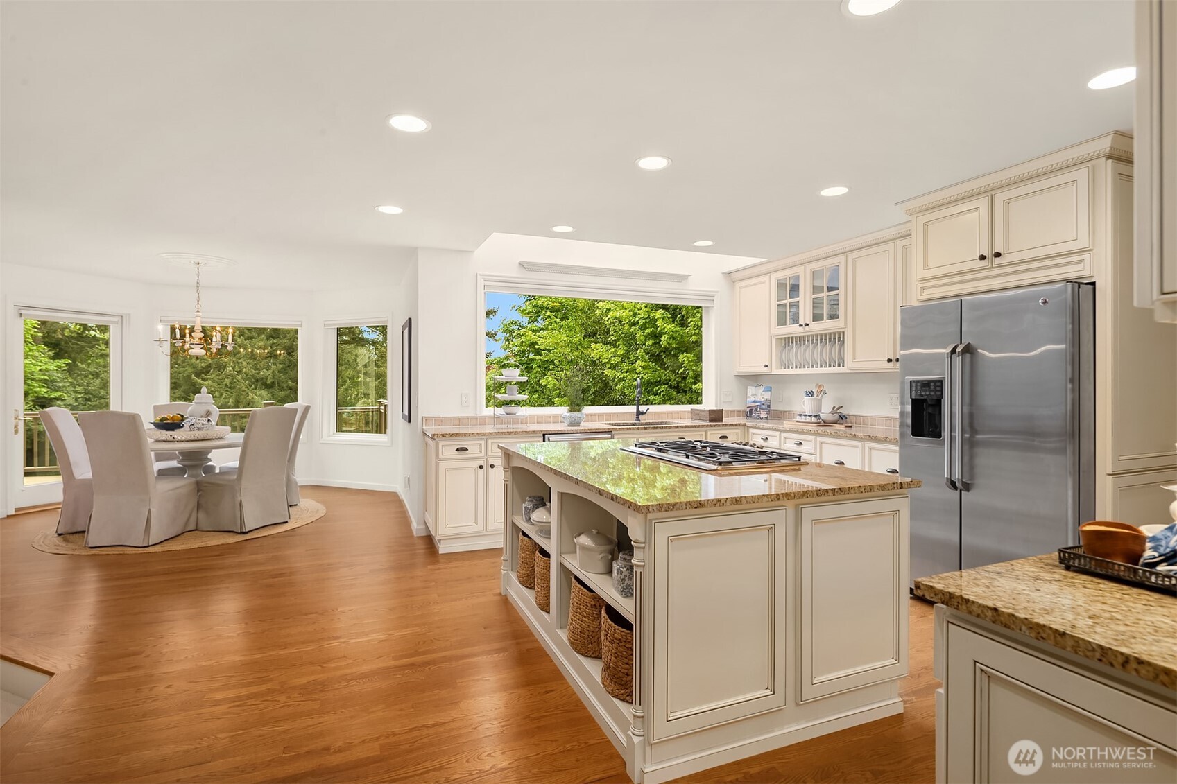 26207 NE 34th Street , Redmond, WA 98053