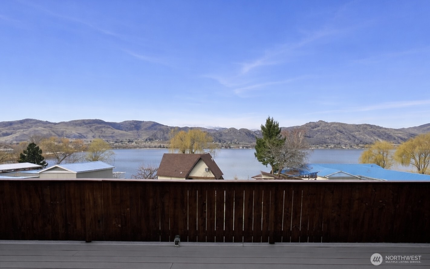 65 Eastlake Road #B, Oroville, WA 98844