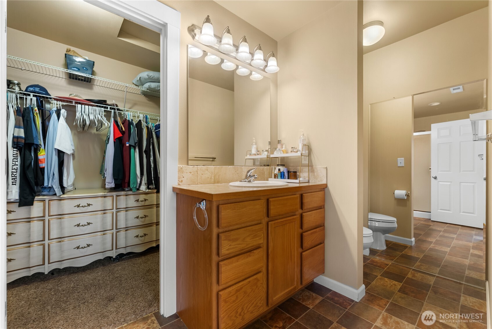 65 Eastlake Road #B, Oroville, WA 98844