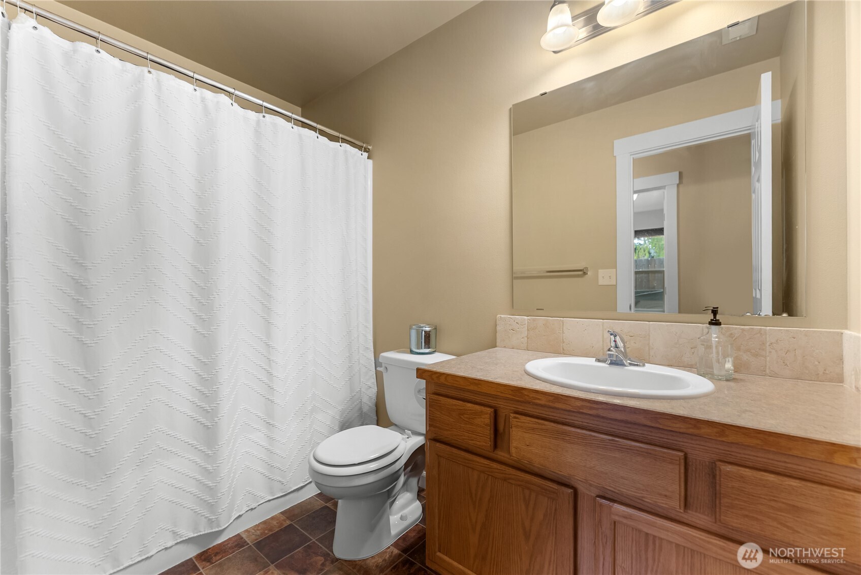 65 Eastlake Road #B, Oroville, WA 98844