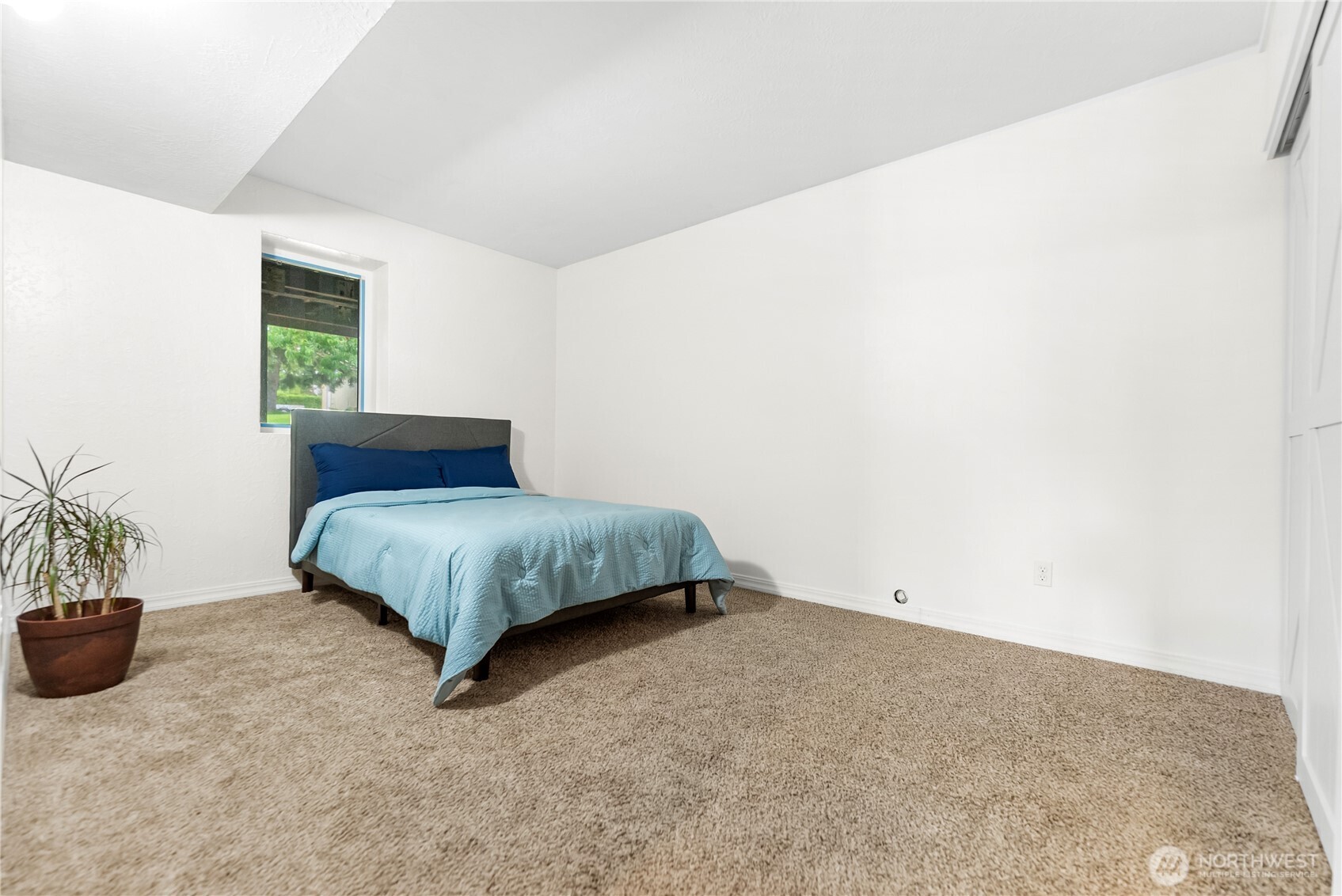 65 Eastlake Road #B, Oroville, WA 98844