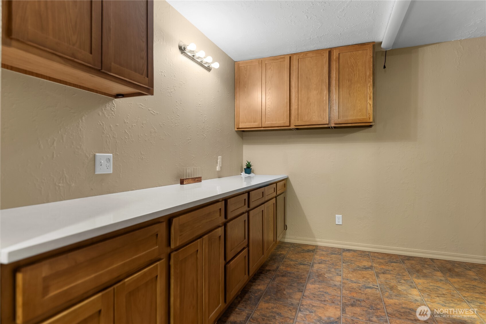 65 Eastlake Road #B, Oroville, WA 98844