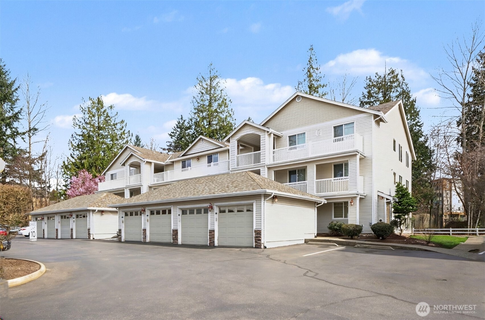 15611 18th Avenue W #G203, Lynnwood, WA 98087