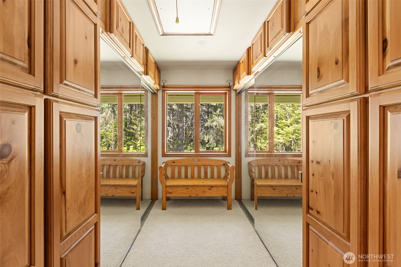 516 Gellor Road , Port Angeles, WA 98362