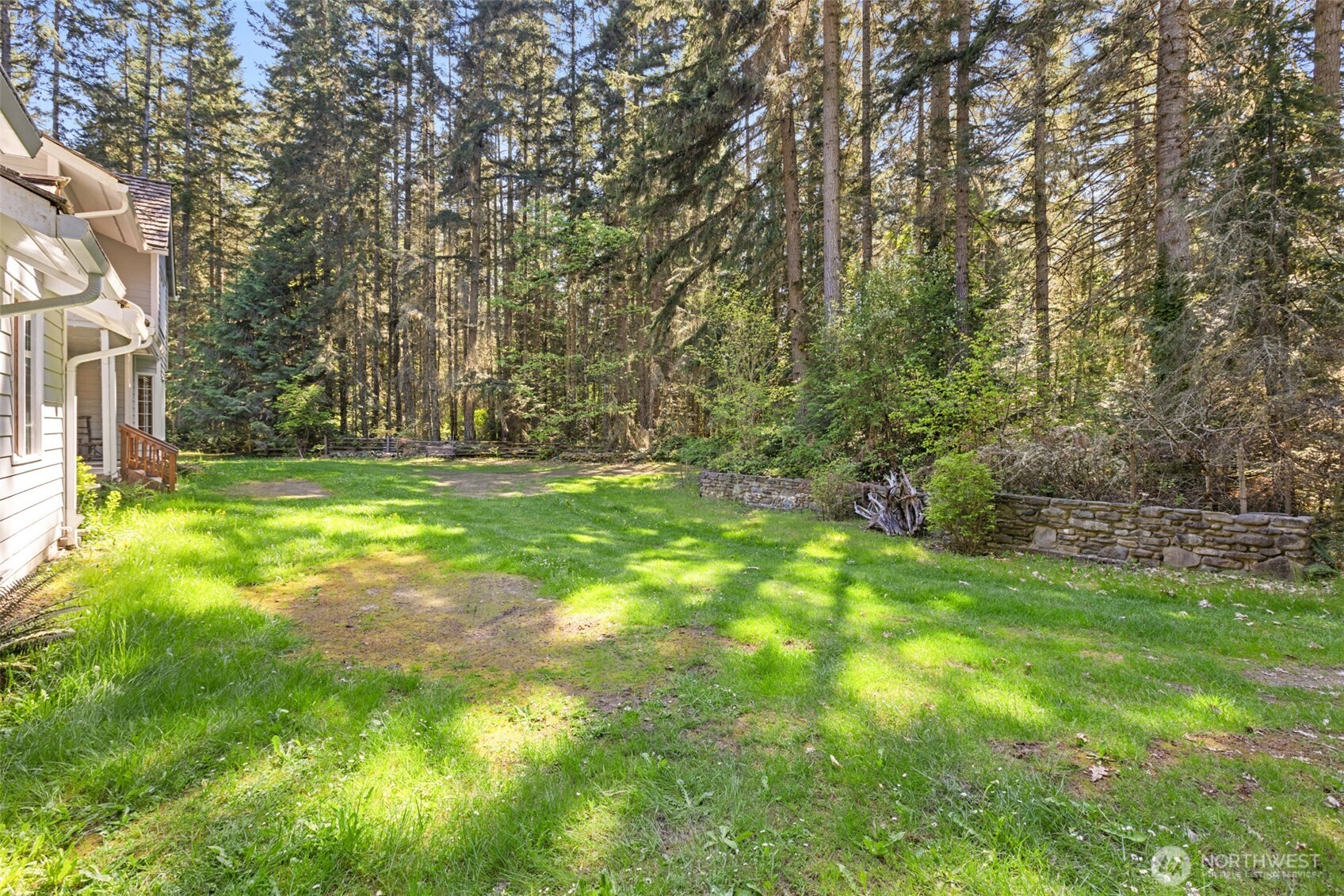 516 Gellor Road , Port Angeles, WA 98362