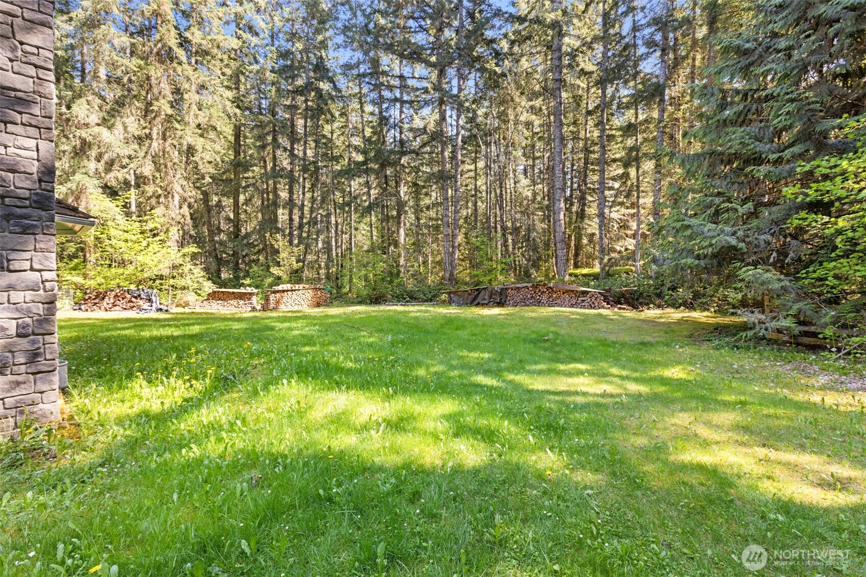 516 Gellor Road , Port Angeles, WA 98362