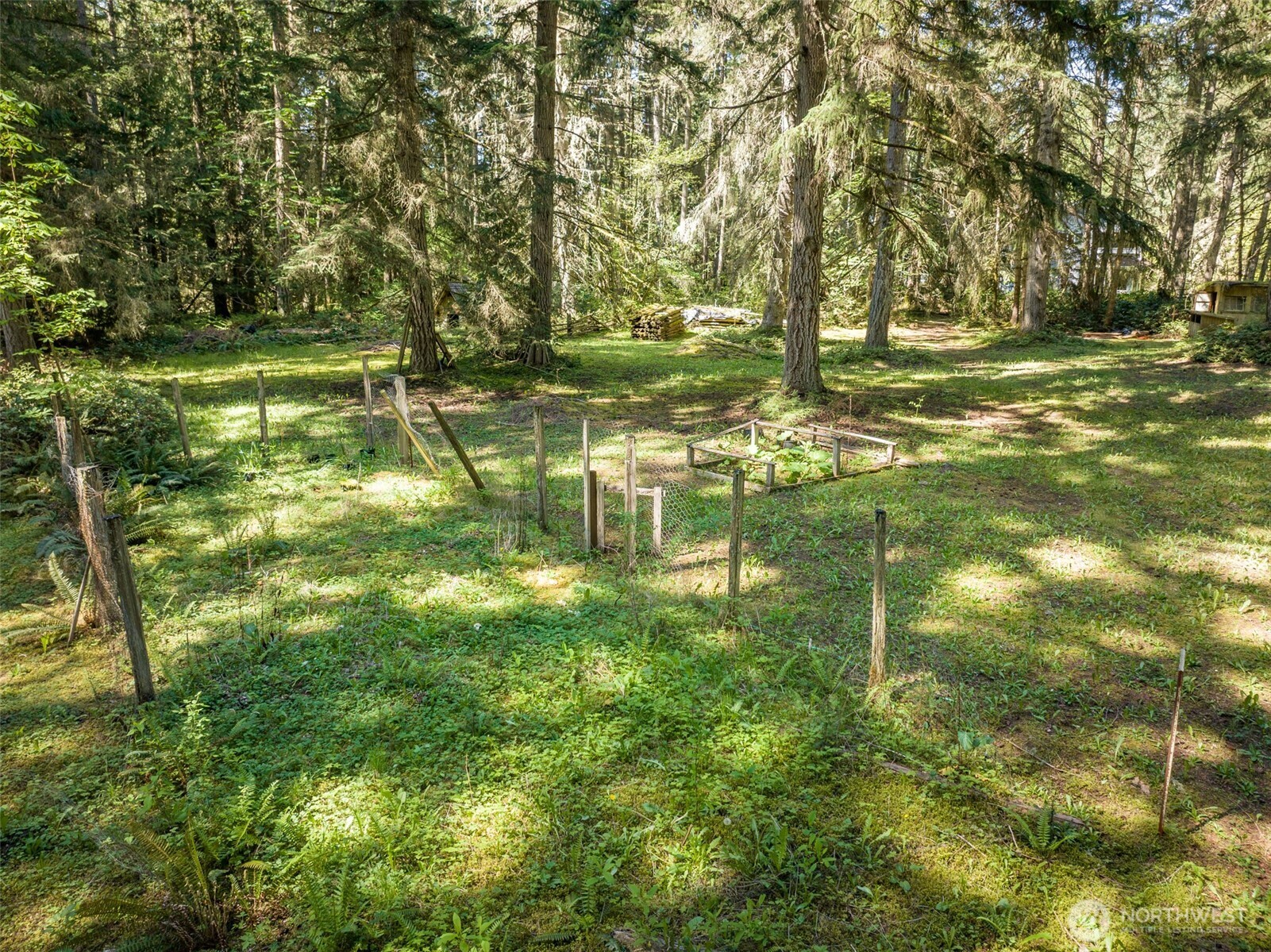 516 Gellor Road , Port Angeles, WA 98362
