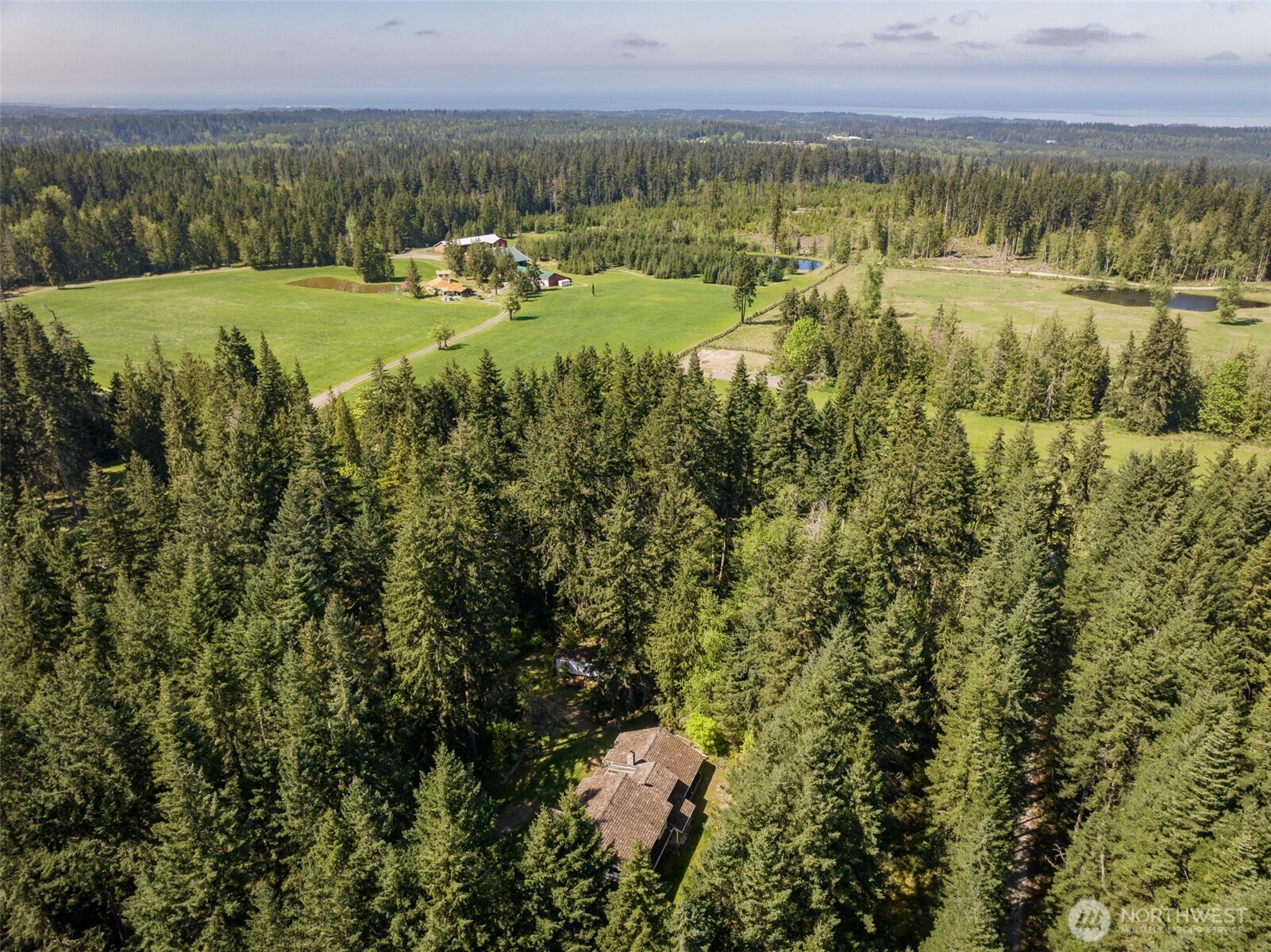 516 Gellor Road , Port Angeles, WA 98362
