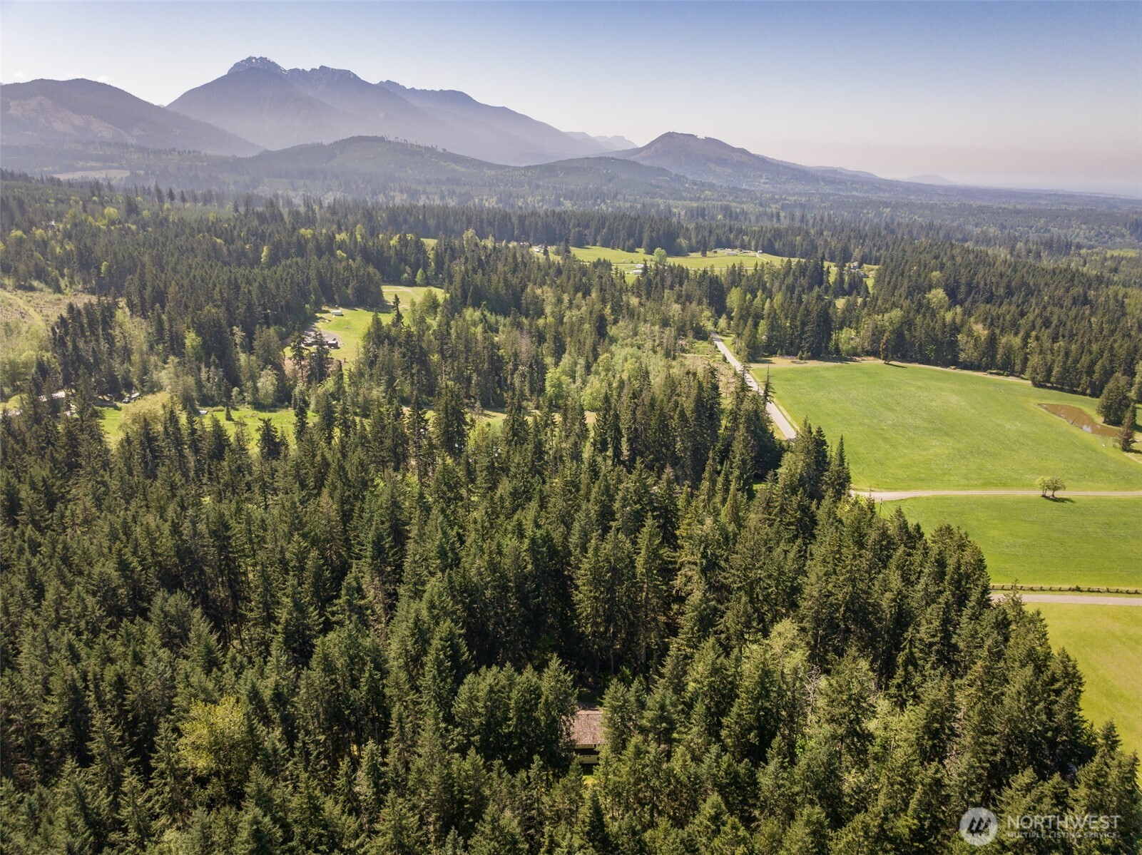 516 Gellor Road , Port Angeles, WA 98362