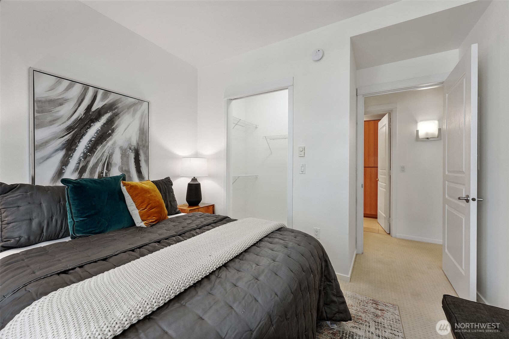 2801 1st Avenue #412, Seattle, WA 98121
