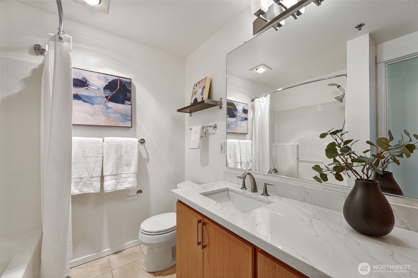 2801 1st Avenue #412, Seattle, WA 98121