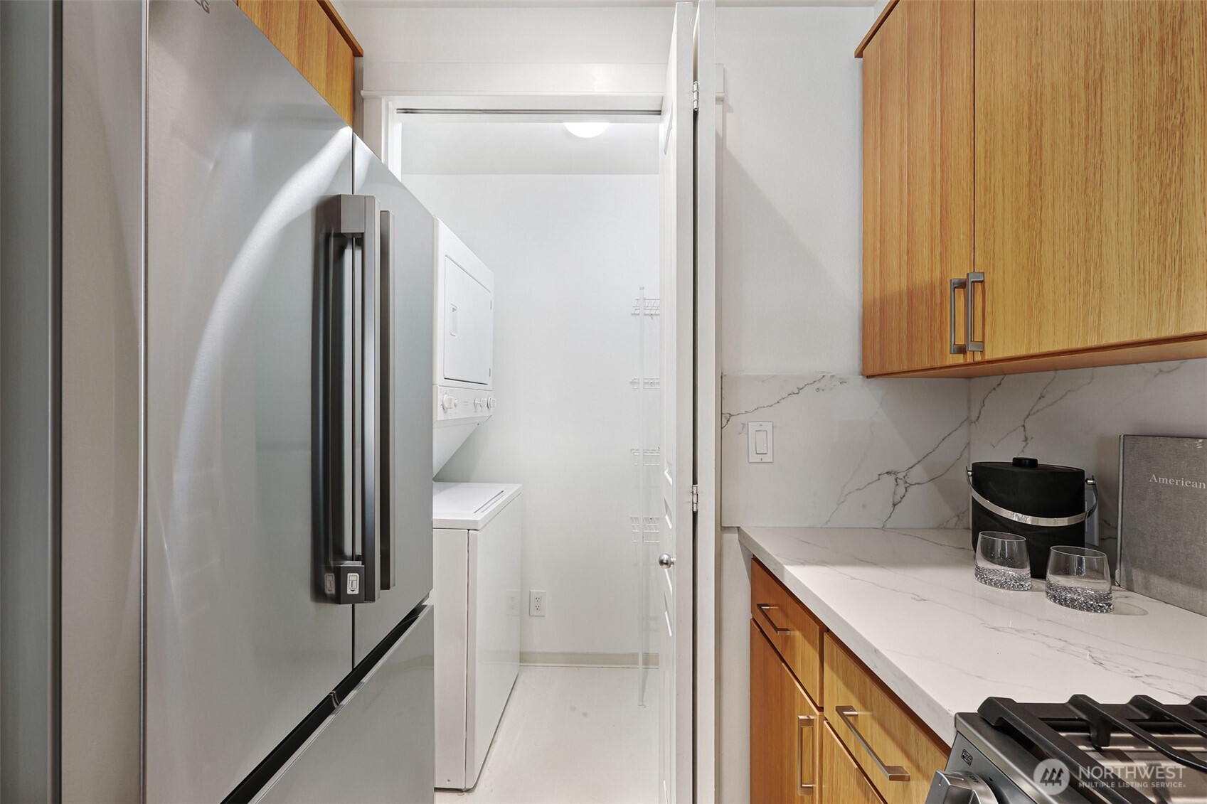 2801 1st Avenue #412, Seattle, WA 98121
