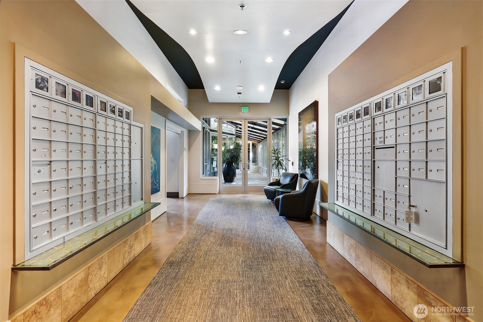 2801 1st Avenue #412, Seattle, WA 98121