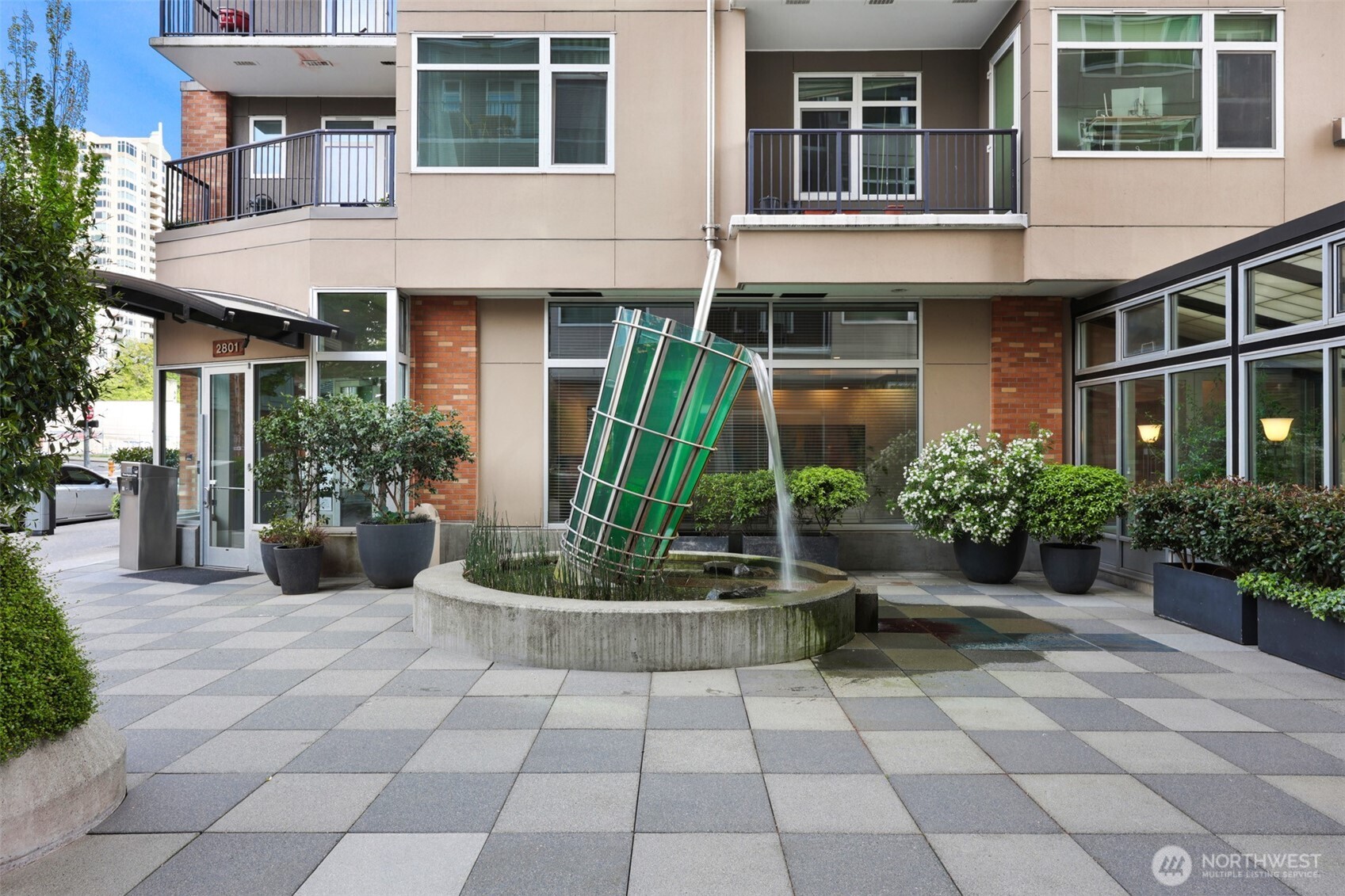 2801 1st Avenue #412, Seattle, WA 98121