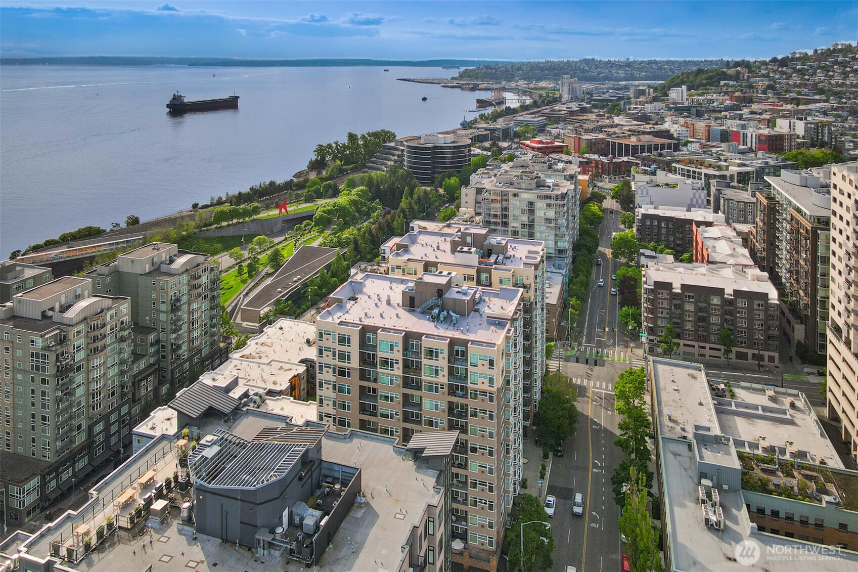 2801 1st Avenue #412, Seattle, WA 98121