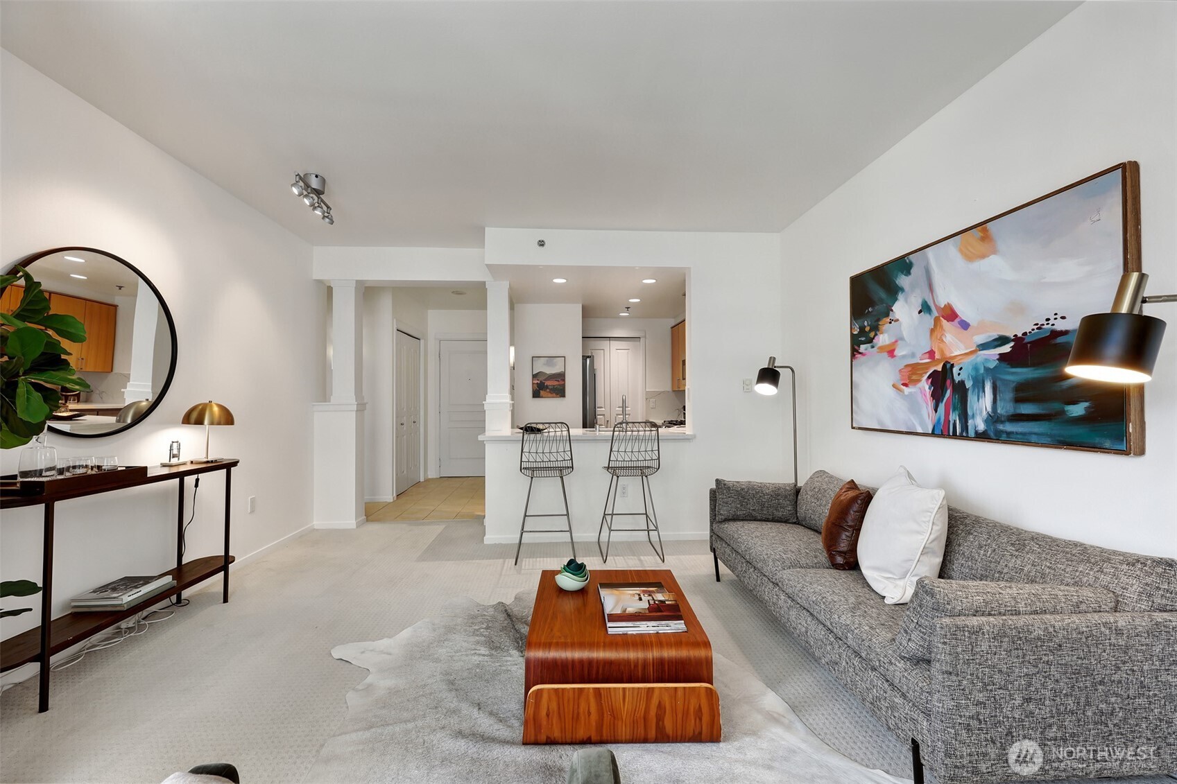 2801 1st Avenue #412, Seattle, WA 98121