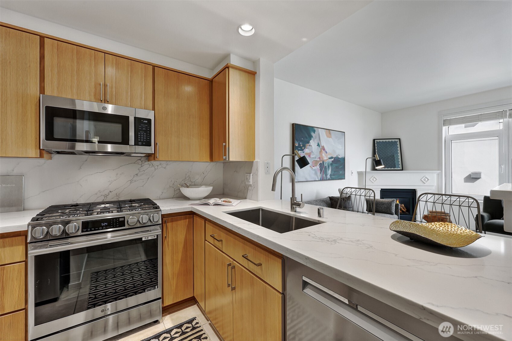 2801 1st Avenue #412, Seattle, WA 98121