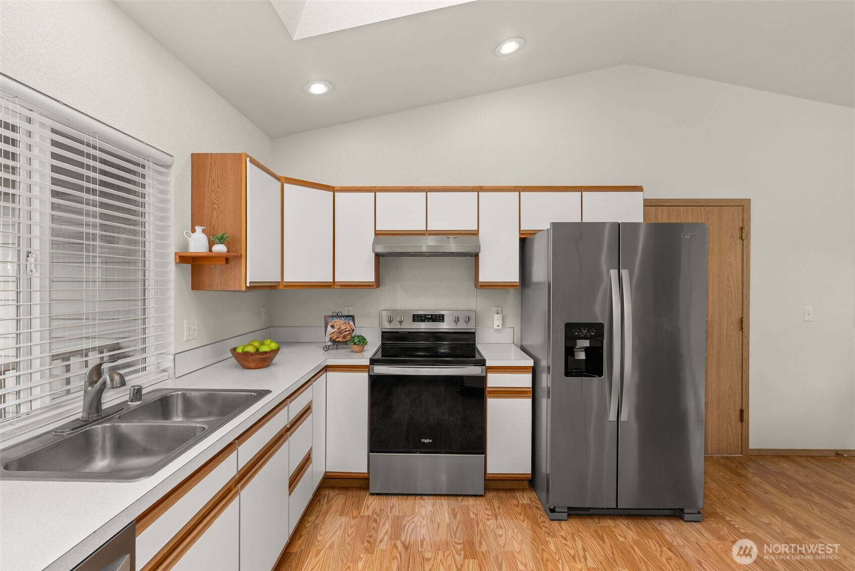 9024 Applegate Loop SW, Rochester, WA 98579