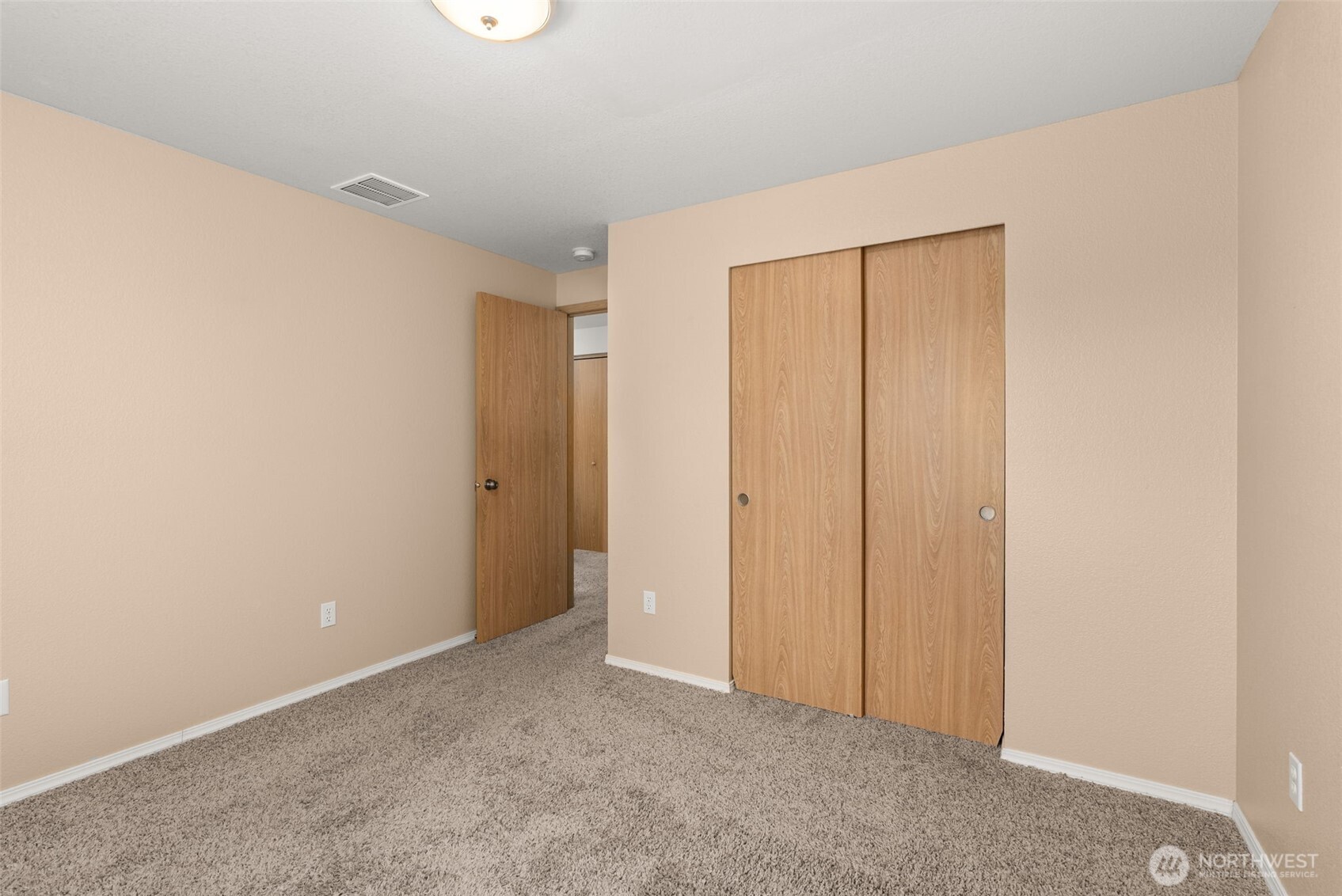 9024 Applegate Loop SW, Rochester, WA 98579
