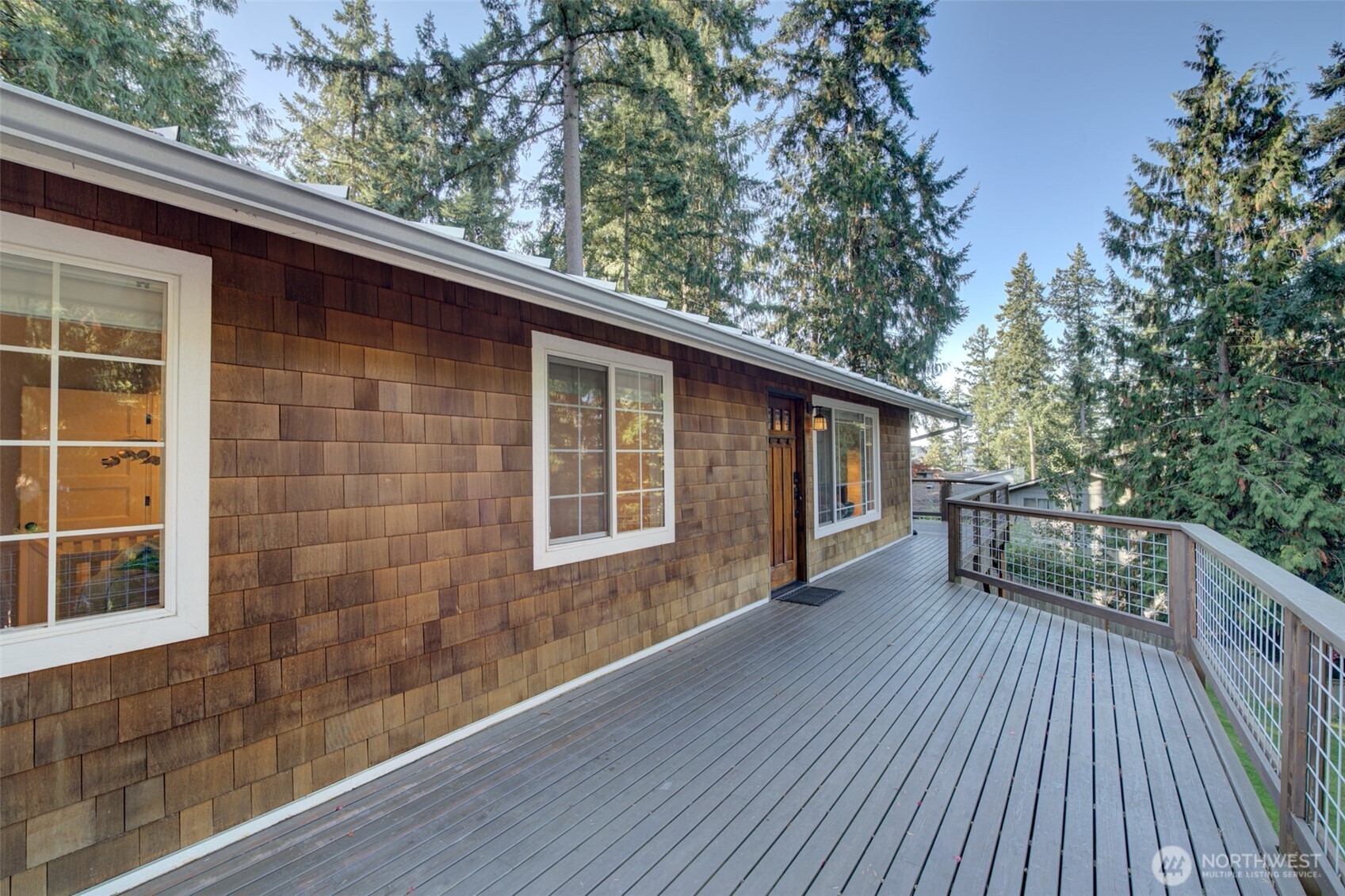 829 207th Avenue NE, Sammamish, WA 98074