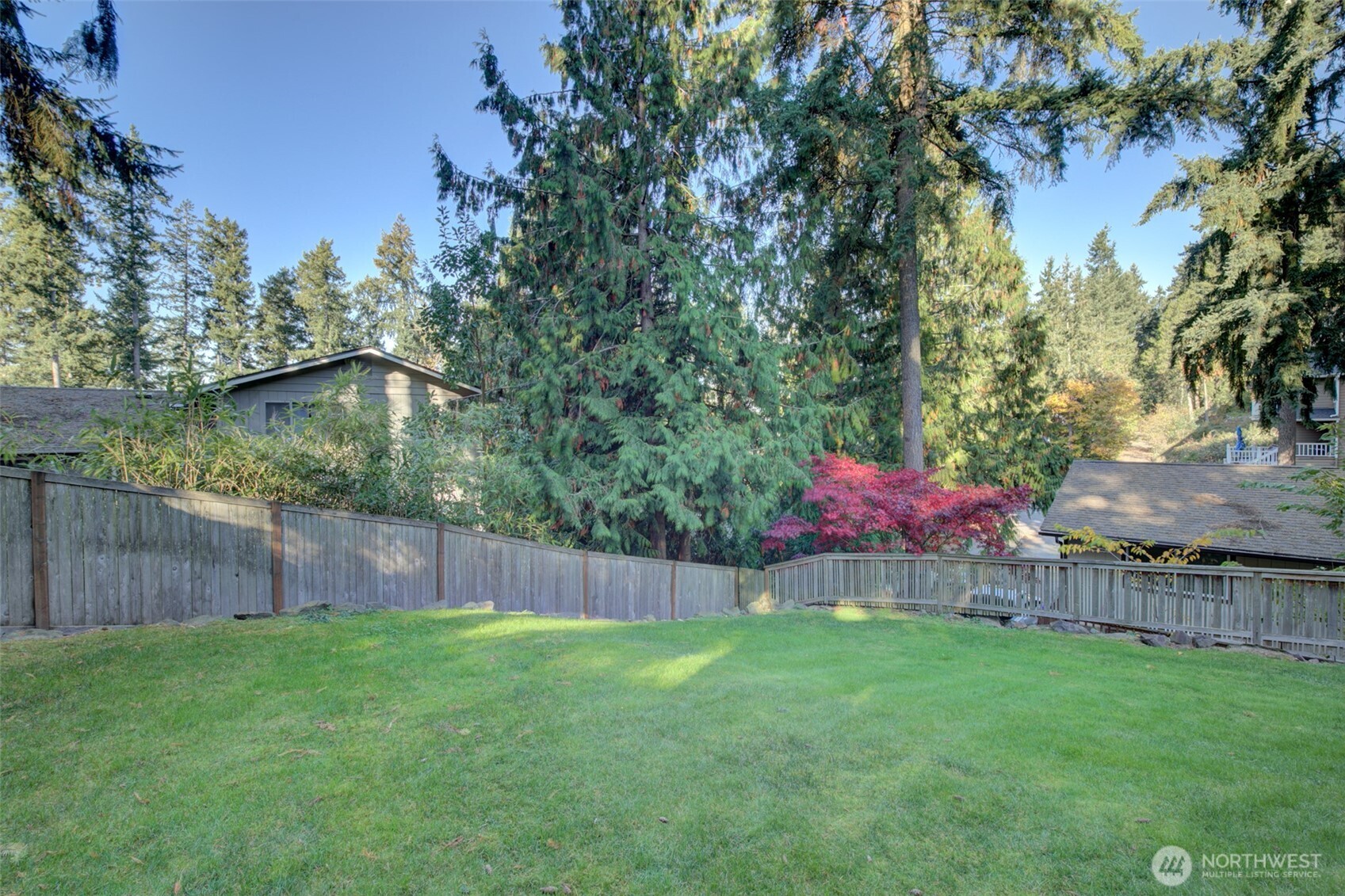 829 207th Avenue NE, Sammamish, WA 98074