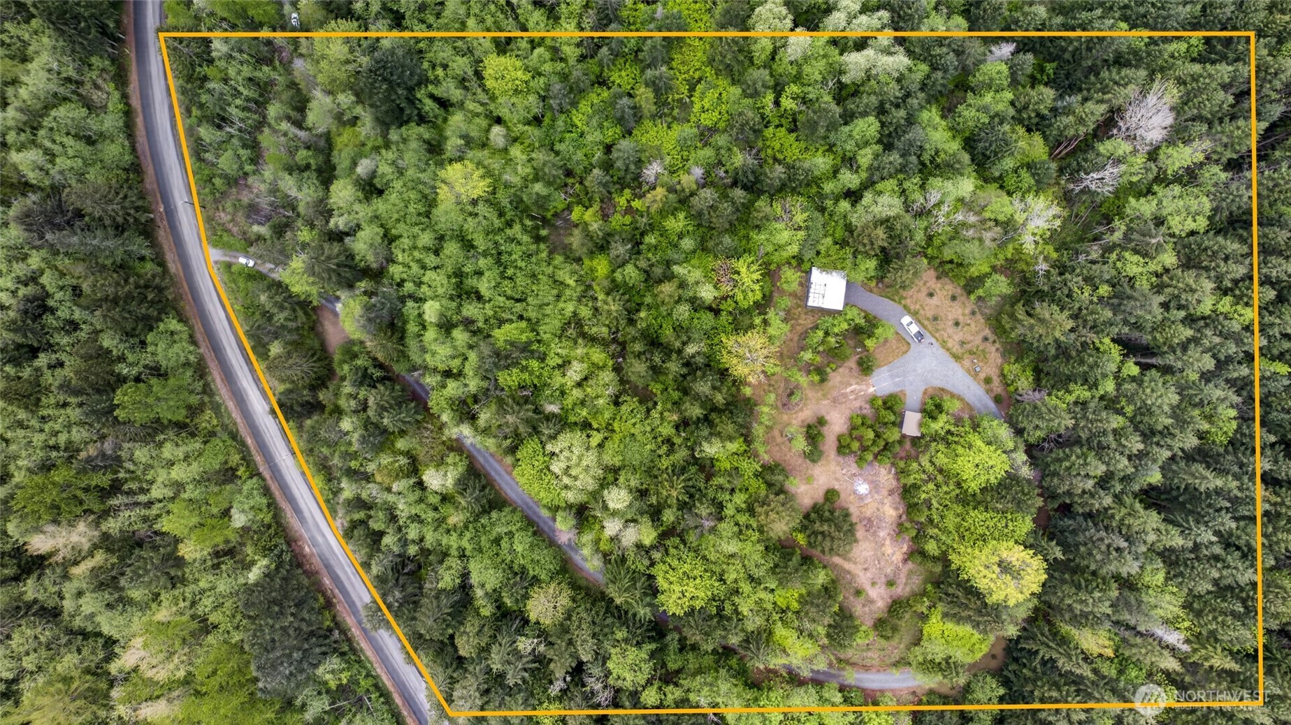 15521 Scott Turner Road E, Eatonville, WA 98328