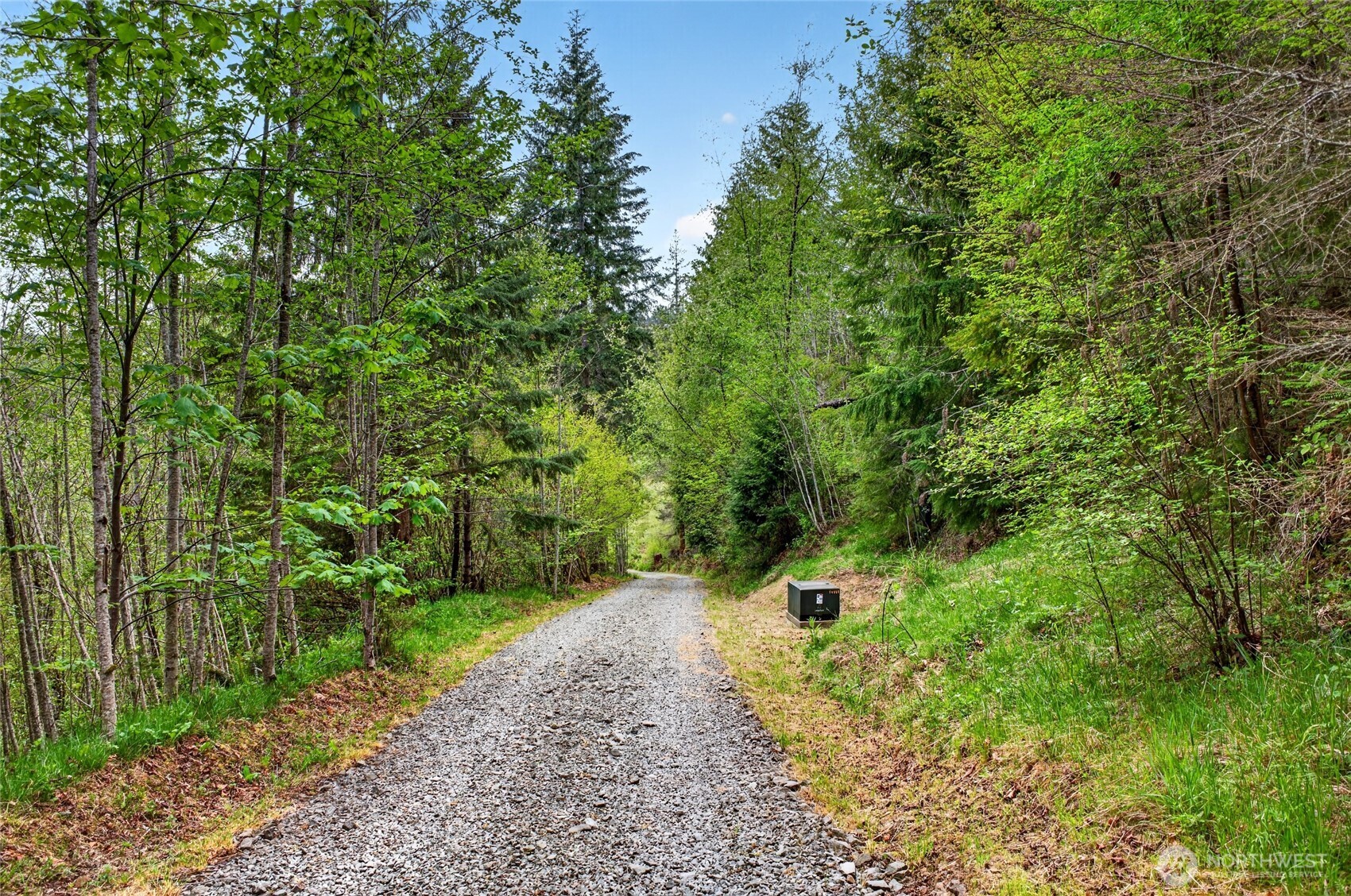 15521 Scott Turner Road E, Eatonville, WA 98328