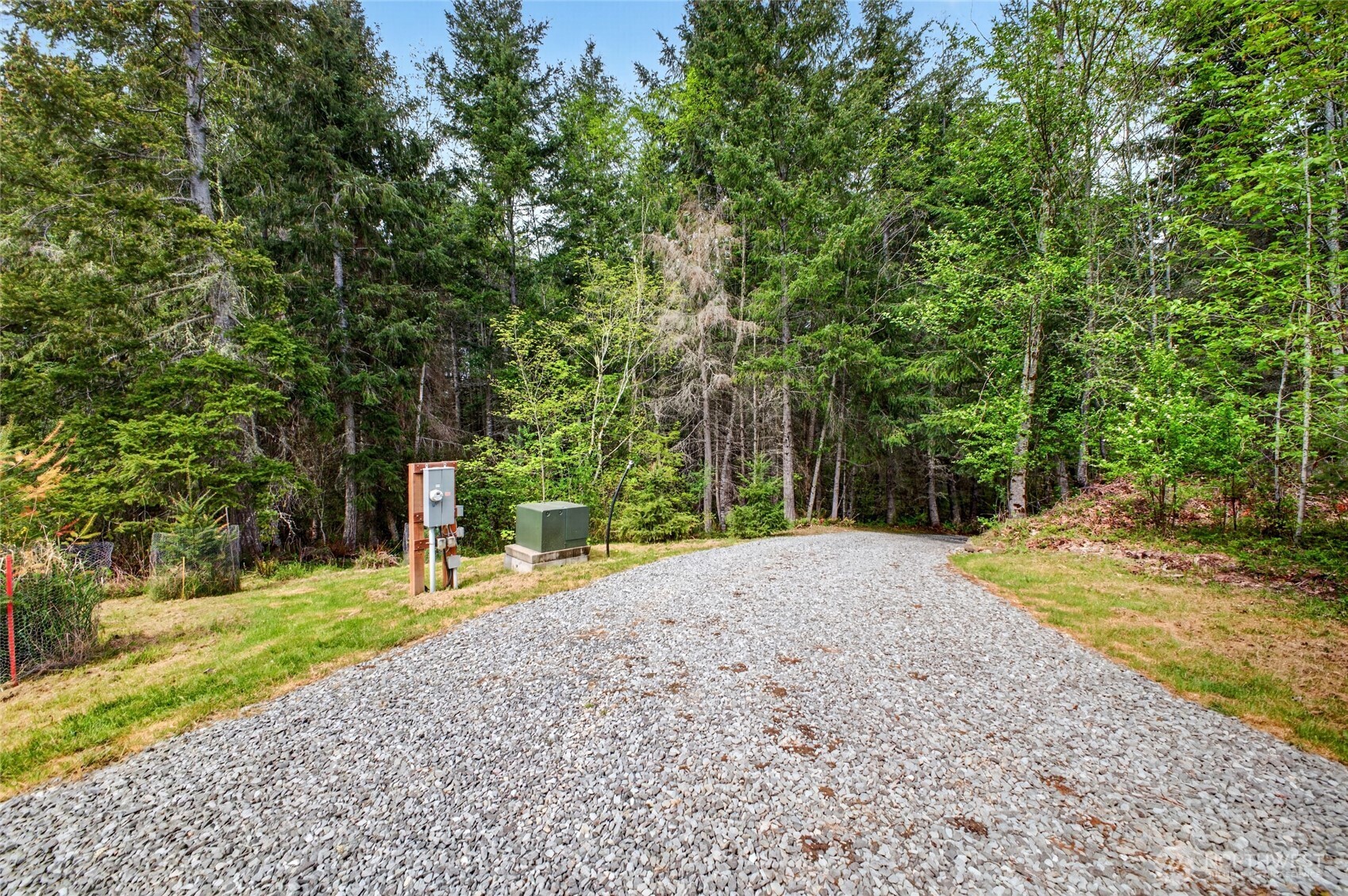 15521 Scott Turner Road E, Eatonville, WA 98328