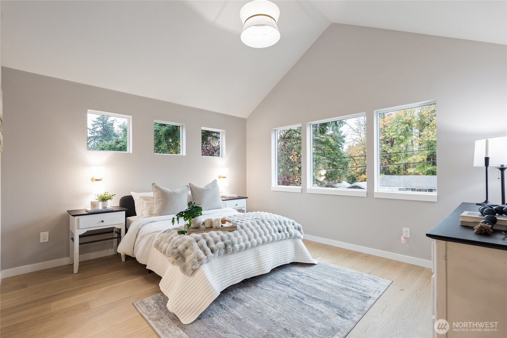 12426 NE 90th Street , Kirkland, WA 98033
