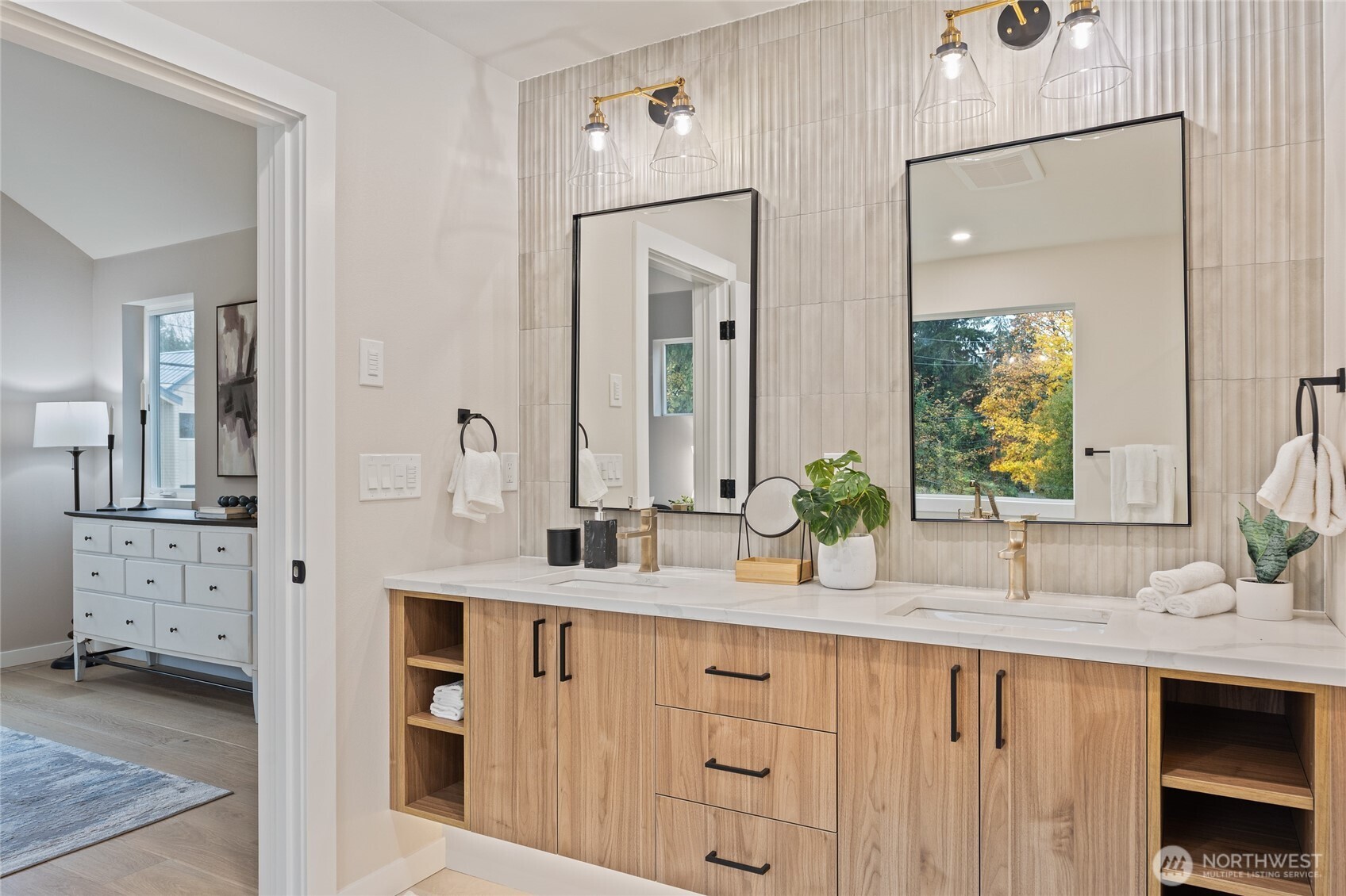 12426 NE 90th Street , Kirkland, WA 98033