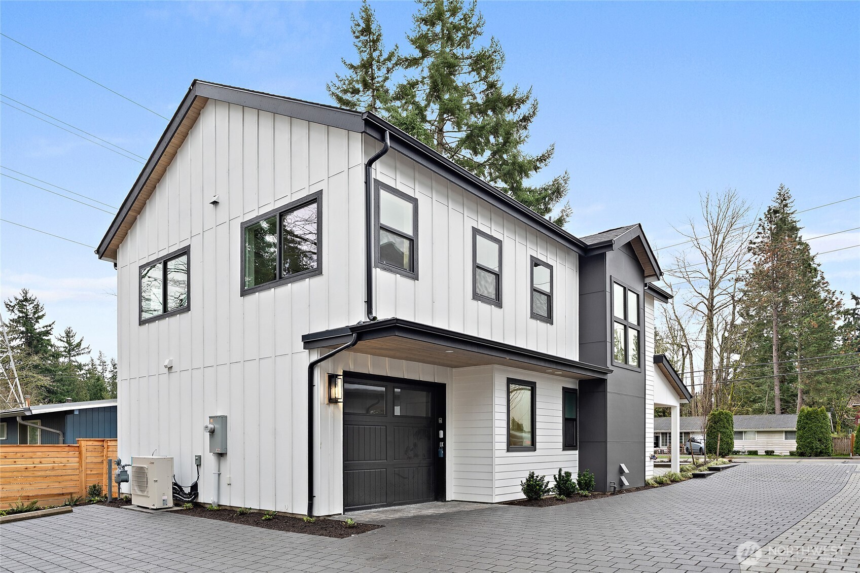 12426 NE 90th Street , Kirkland, WA 98033