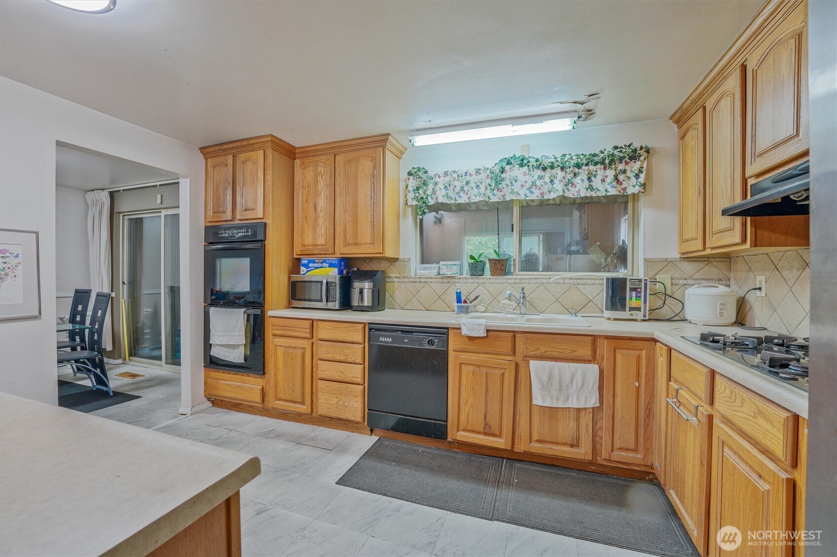 7918 Timber Hill Drive , Everett, WA 98203