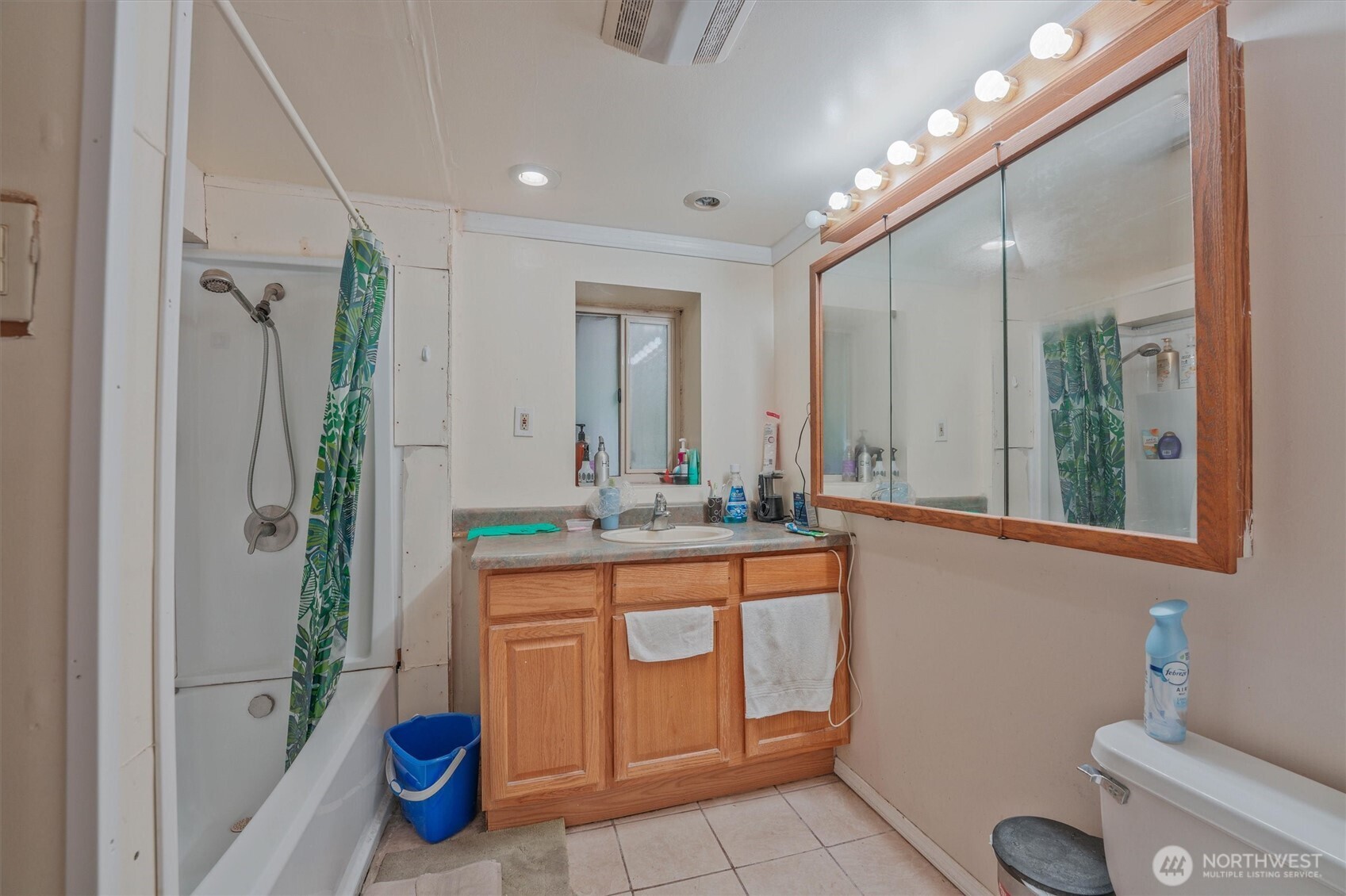 7918 Timber Hill Drive , Everett, WA 98203
