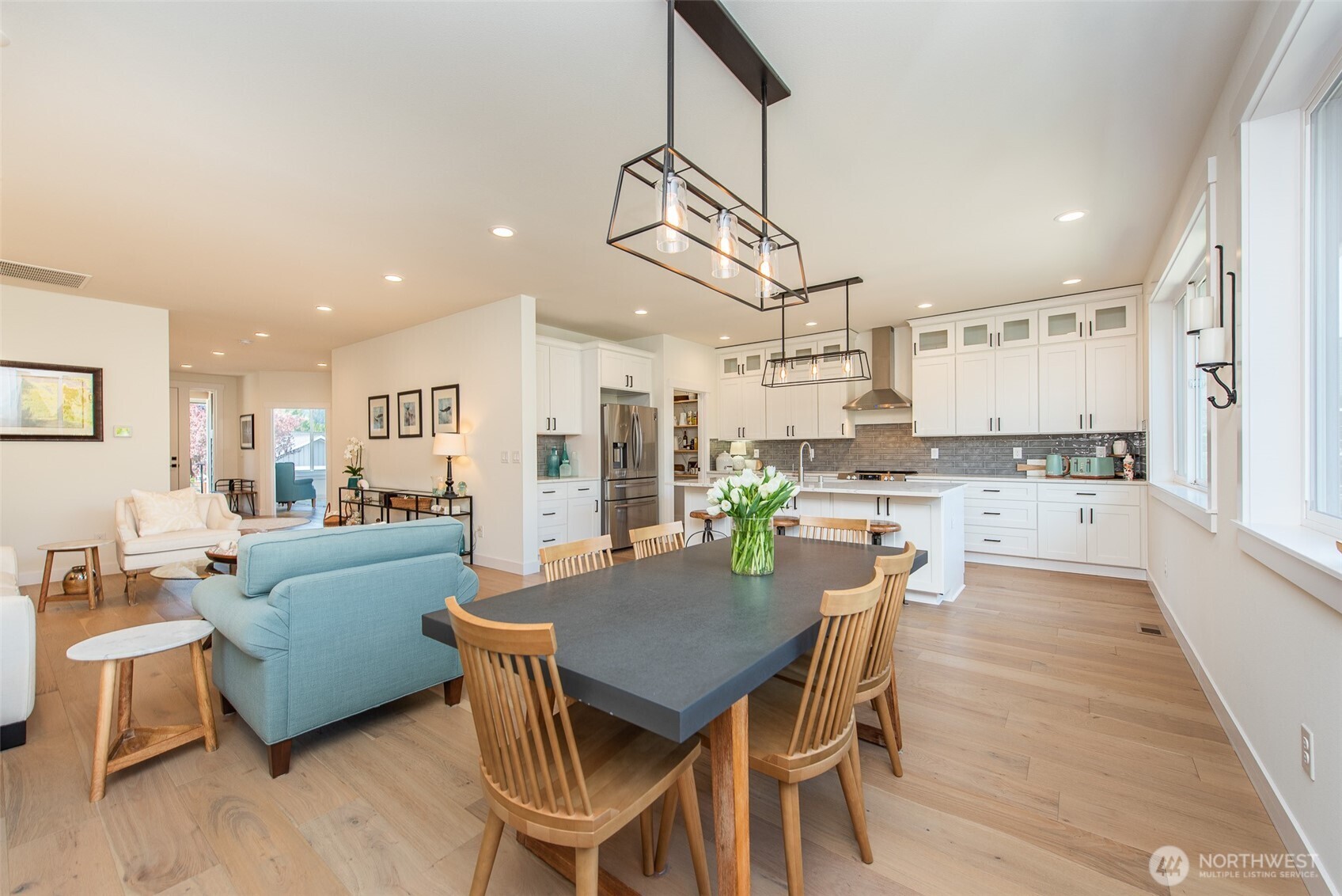 320 Morgison Loop , Sequim, WA 98382