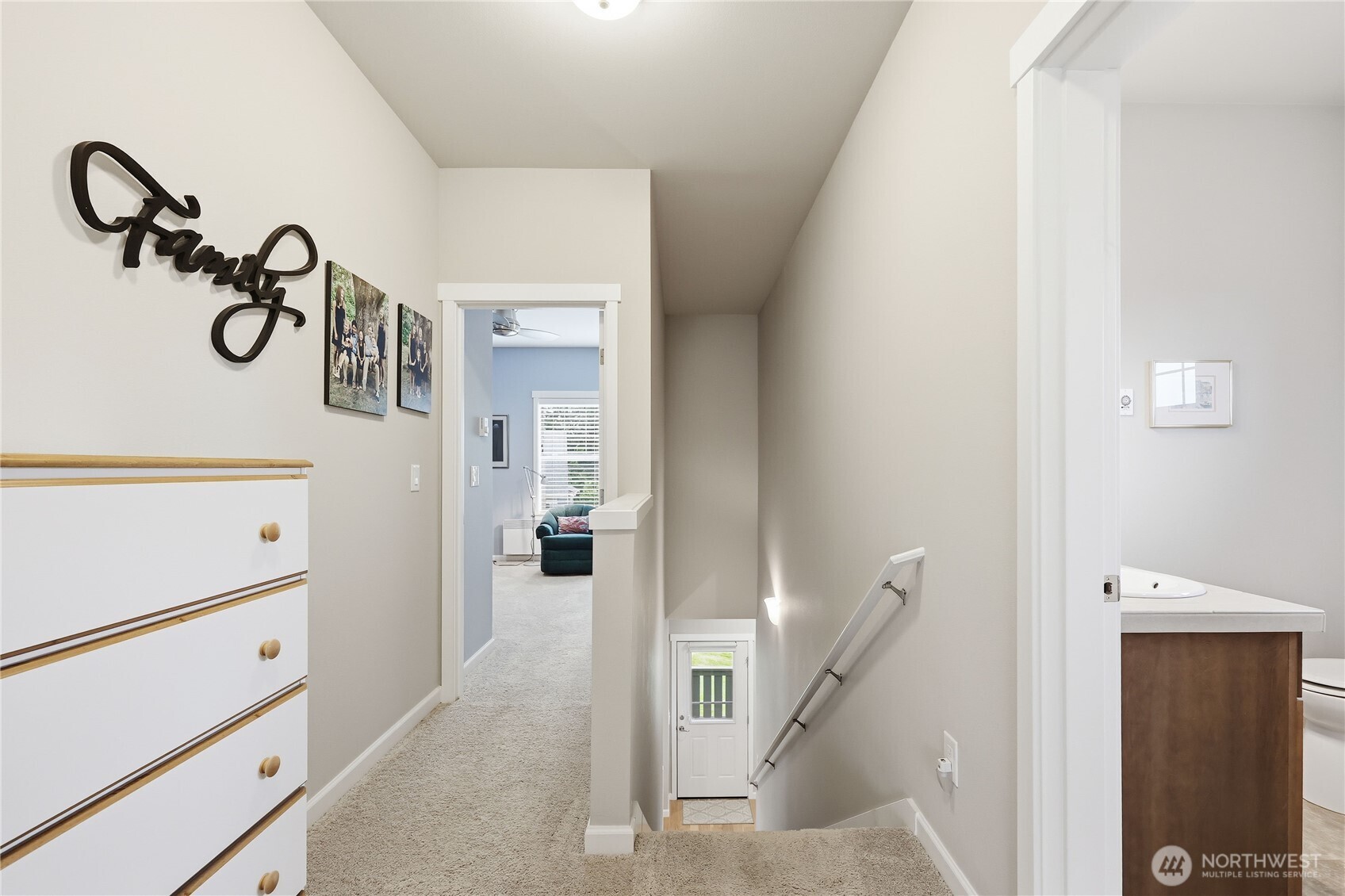 1720 NE Nutkana Way , Poulsbo, WA 98370