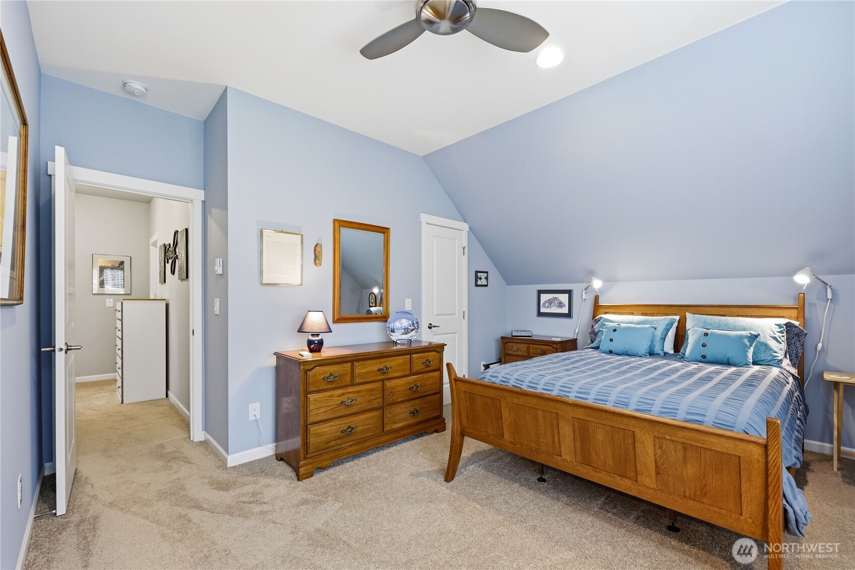 1720 NE Nutkana Way , Poulsbo, WA 98370
