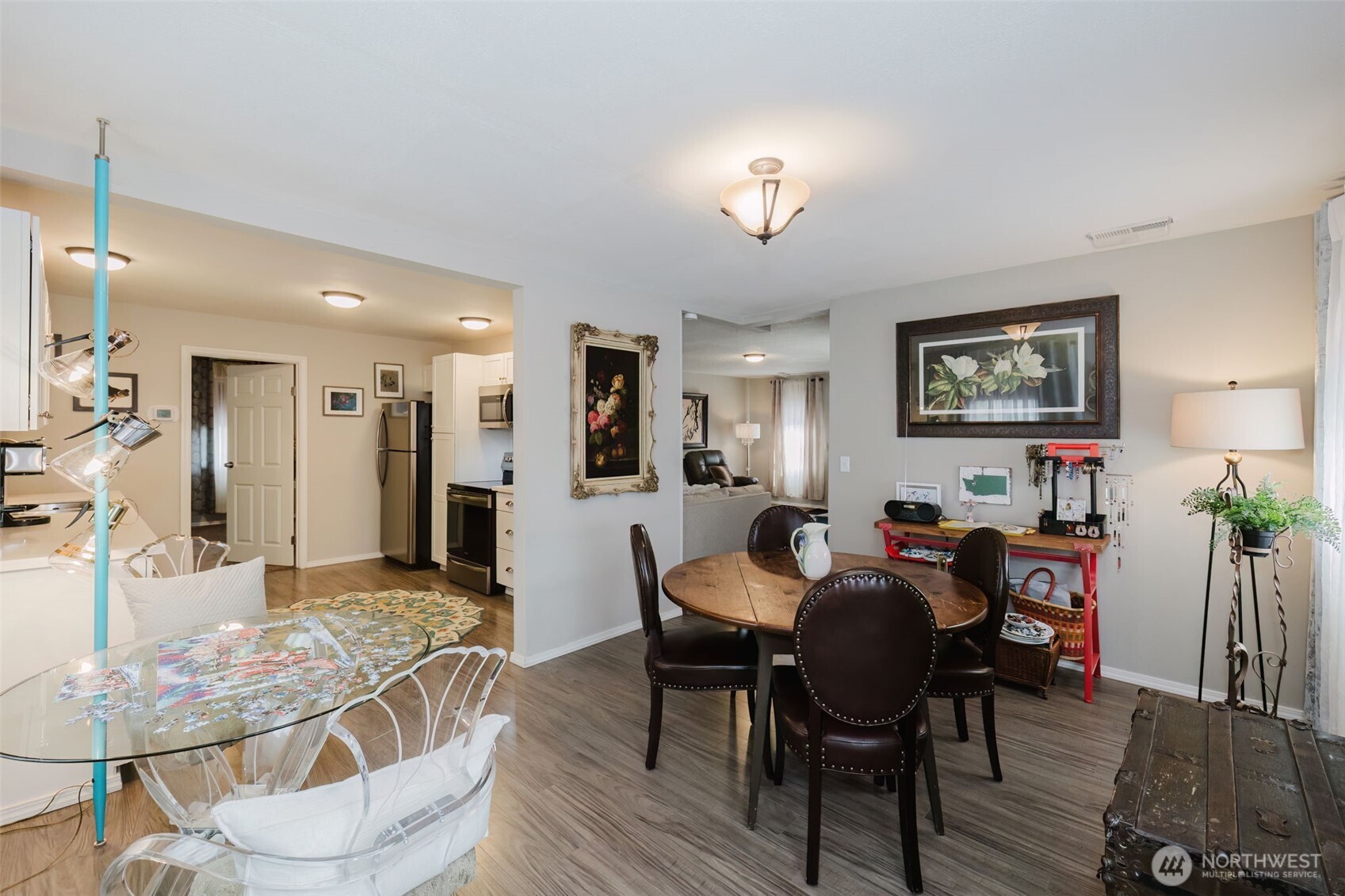 880 Hogan Lane , Bremerton, WA 98311
