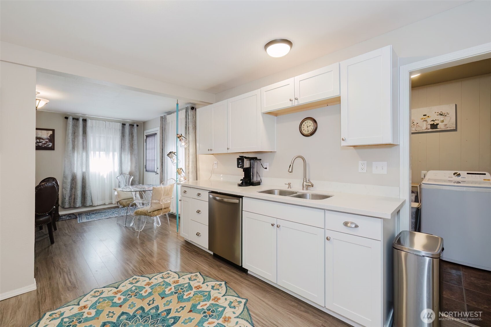 880 Hogan Lane , Bremerton, WA 98311