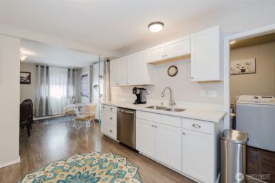 880 Hogan Lane , Bremerton, WA 98311 - Photo 13