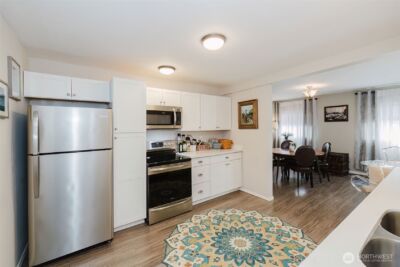 880 Hogan Lane , Bremerton, WA 98311 - Photo 14