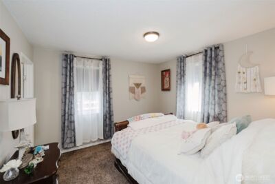 880 Hogan Lane , Bremerton, WA 98311 - Photo 16